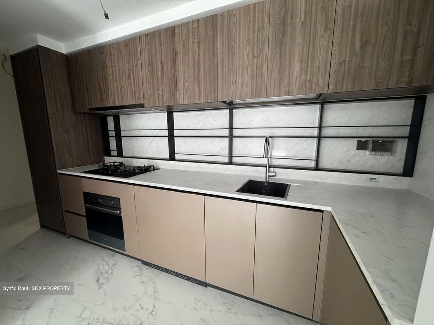 Tanah Merah Kechil Link (D16), Condominium #582571581